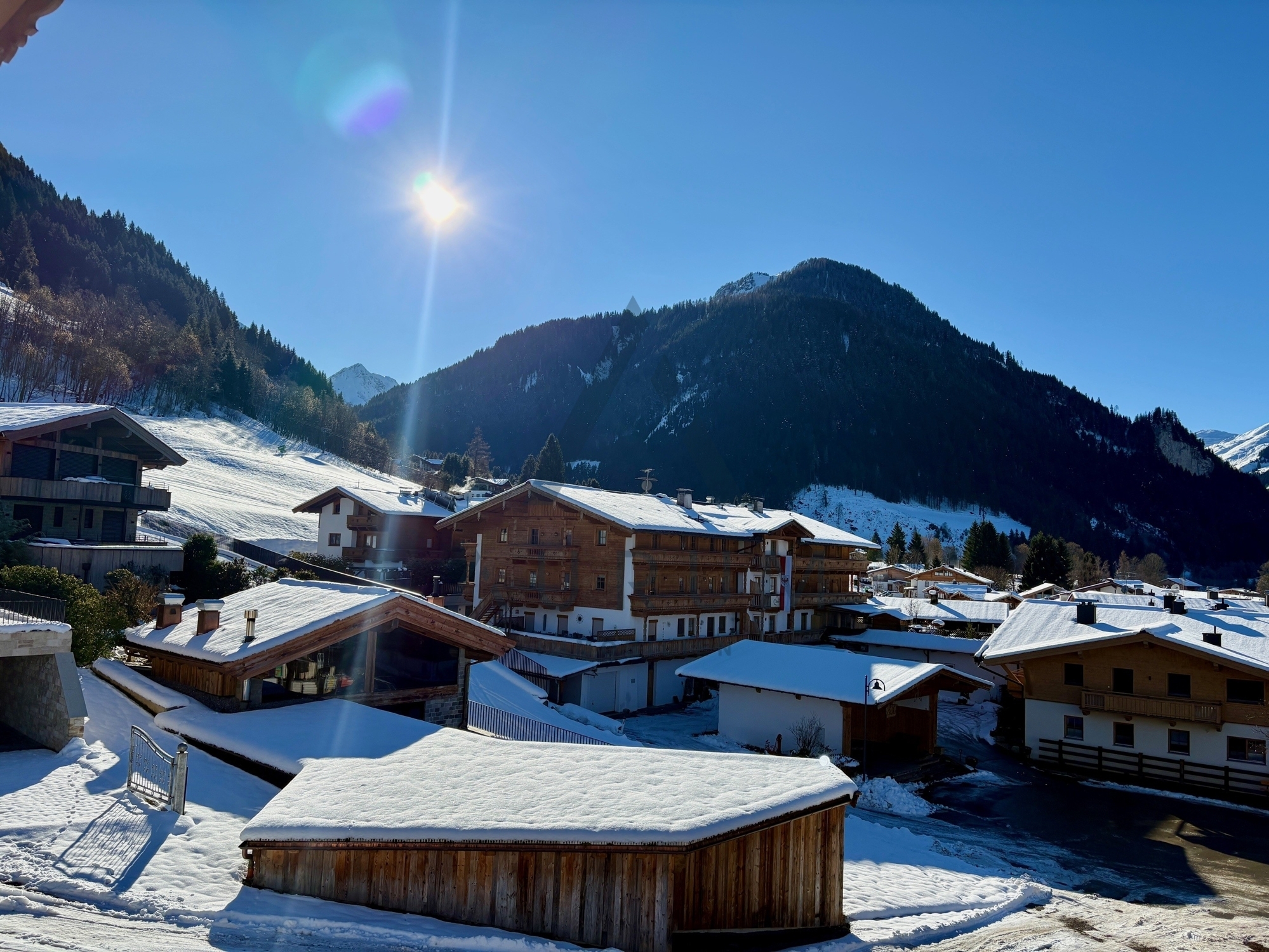                                                               Miete: Idyllische Dachgeschosswohnung in Aschau                                                       in Kirchberg (Erding)