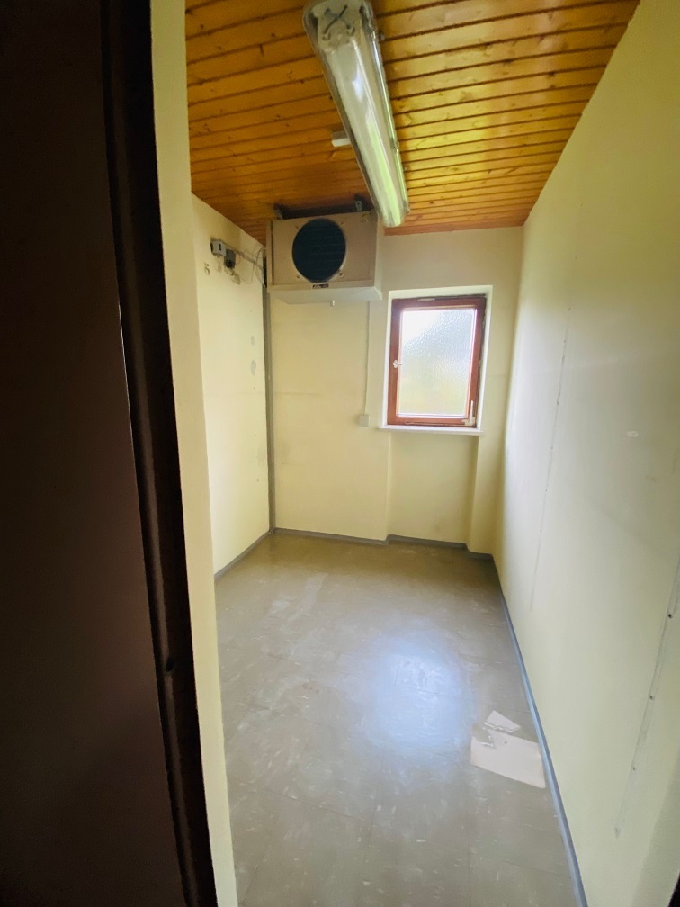 Wohn-und Geschäftshaus mit Entwicklungspotential in zentraler Lage von Großkarolinenfeld! – 83109 Großkarolinenfeld, 83109 Großkarolinenfeld – Vorschaubild 7