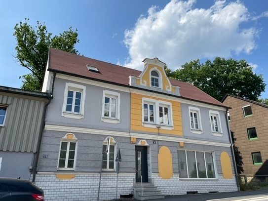 Großzügiges Areal mit Sechs-Familienwohnhaus, Wohn- und Geschäftshaus und Ärztehaus mit Wohnungen