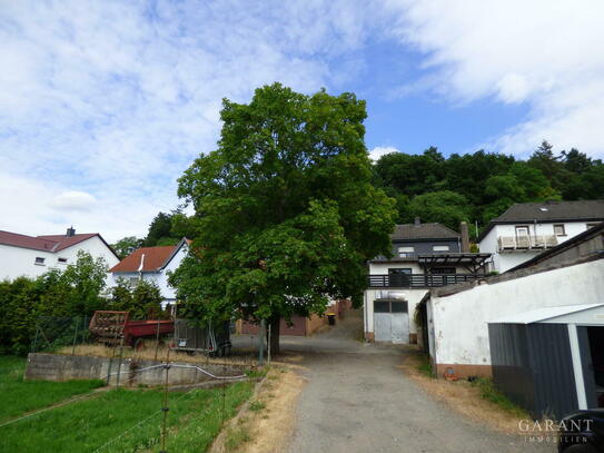 Baugrundstück mitten in Erfenbach