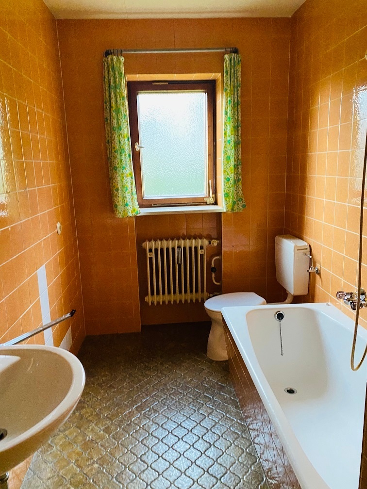 Wohn-und Geschäftshaus mit Entwicklungspotential in zentraler Lage von Großkarolinenfeld! – 83109 Großkarolinenfeld, 83109 Großkarolinenfeld – Vorschaubild 8