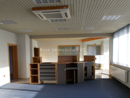 ROSE IMMOBILIEN KG: Büro-/Praxisfläche mit guter Sichtbarkeit!