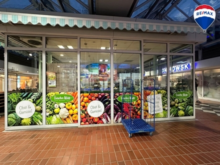 Etablierter Obst & Gemüseladen im Einkaufszentrum direkt am Bahnhof. Abstand 70.000-€