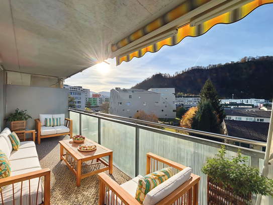 Weitblick mit Charme - großzügige 2-Zimmer Wohnung mit Loggia