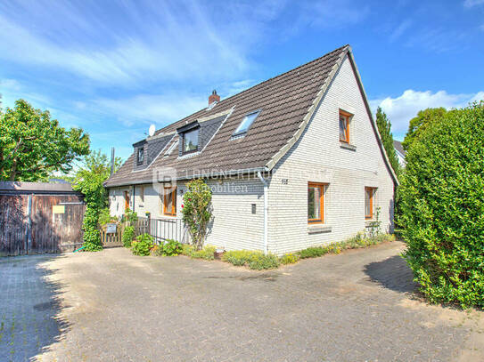 Vielseitiges Einfamilienhaus mit Einliegerwohnung: Flexibles Wohnkonzept in Preetz möglich!