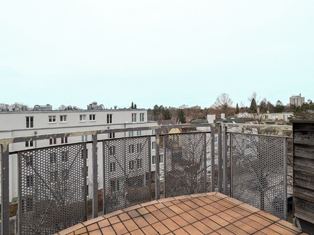Sonnige 2-Zi.-Dachterrassenwohnung in Ramersdorf