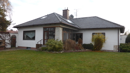 4 Zi., K-Bad in Klosterlechfeld, Grund 1100, m², Do.-Gge., Wi.Gart. Bj....
