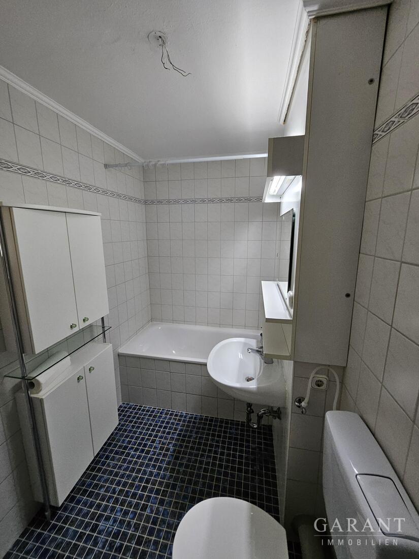 Stilvolle 3 Zimmer-Wohnung mit Weitblick bis zu den Alpen – 86163 Augsburg, 86163 Augsburg – Vorschaubild 6