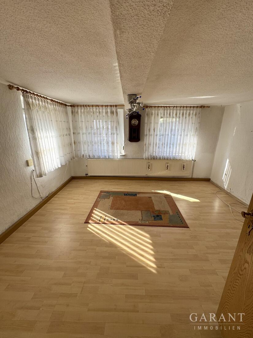 Viel Raum für Ihre Träume - Haus - Scheune - großer Garten – 91486 Uehlfeld, 91486 Uehlfeld – Vorschaubild 7