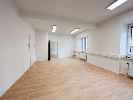 90 m² BÜROFLÄCHE // ITZLING