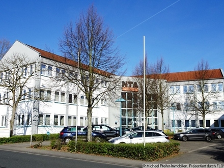 Schicke Büroeinheit in repräsentativem Bürohaus am Mainzer Stadtrand gelegen!