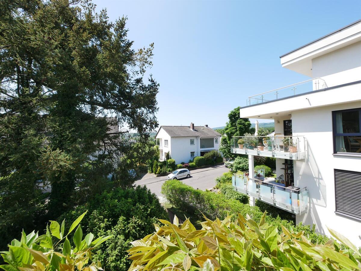 "Traumlage am Riederberg" Zweifamilienhaus in sehr guter Halbhöhenlage – 65195 Wiesbaden, 65195 Wiesbaden – Vorschaubild 3