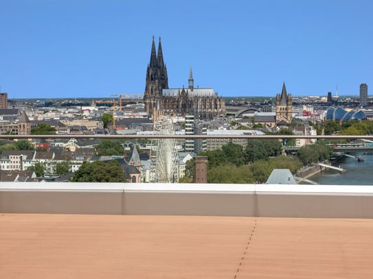 Das Beste was Köln zu bieten hat: Luxuriöses Penthouse in einem der Kölner Wahrzeichen