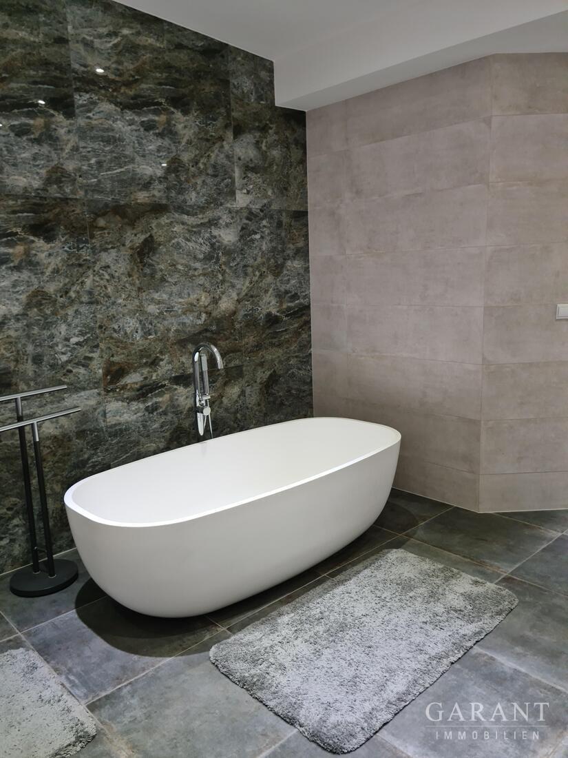 Villa mit Pool plus Showroom und komplett erneuerte Werkstatt – 77971 Kippenheim, 77971 Kippenheim – Vorschaubild 24