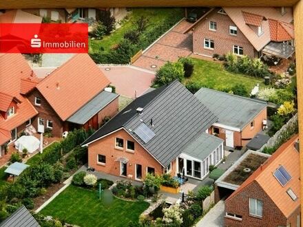 +++Einfamilienhaus mit riesiger Ausbaureserve (100m²), Doppelgarage und Wintergarten+++