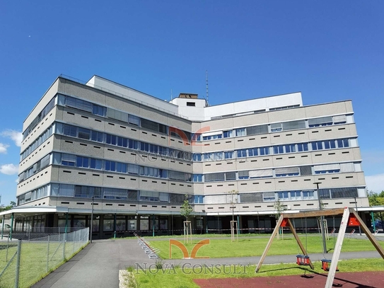 Büroetage mit tollem Ausblick im Südstadtzentrum