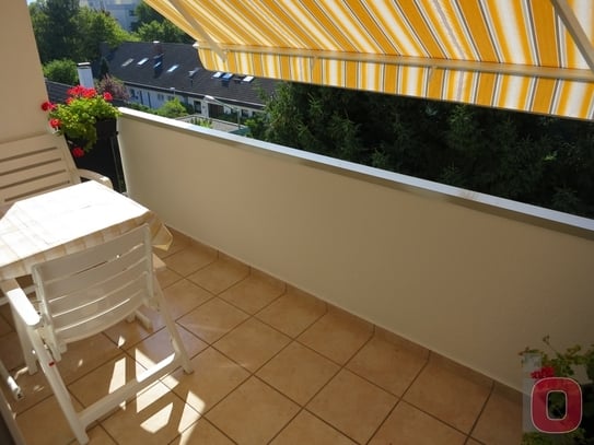 Sonnige 2-ZKB-Wohnung mit Balkon, Aufzug und Stellplatz in Viernheim-Ost