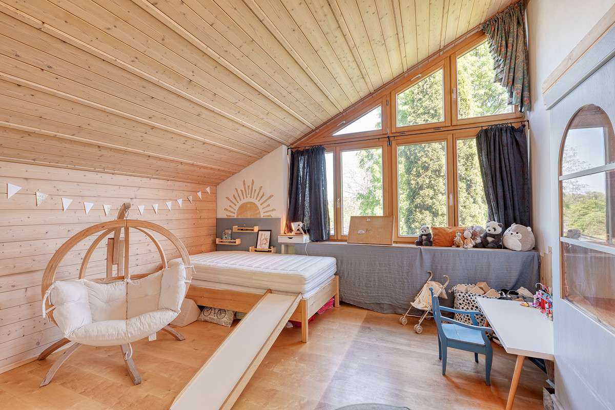 Einfamilienhaus mit Wohlfühlcharakter in begehrter Lage von Raubling/Pfraundorf! – 83064 Raubling, 83064 Raubling – Vorschaubild 12