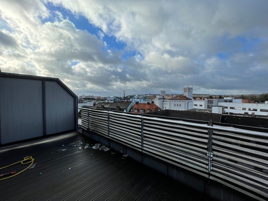 Genießen Sie den Ausblick auf Ihrer Dachterrasse in zentraler Lage von Weiden!