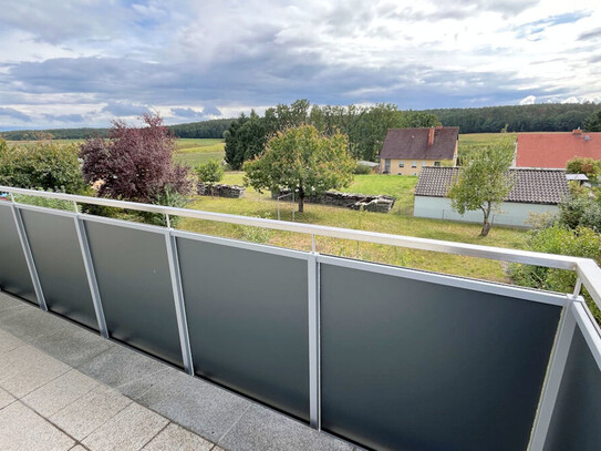 3 Zimmer Wohnung mit sonnigem Balkon und Gartenanteil 96135 Stegaurach-OT Kreuzschuh