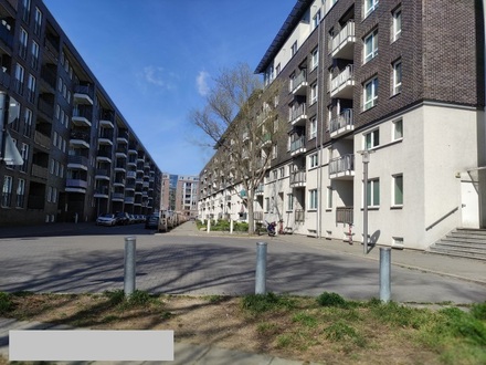 Barrierefrei-Neuwertiges Apartment, hochwertige 2 Zimmer-Wohnung mit 2 Balkone, Tiefgaragenstellplatz, Einbauküche