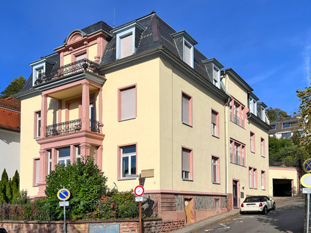 3-Zimmerwohnung in denkmalgeschützter Villa - direkt am Neckar - wenige Gehminuten in die Altstadt