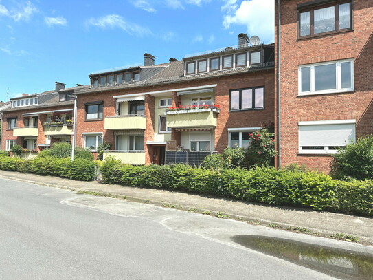 PURNHAGEN-IMMOBILIEN - Gut geschnittene 4-Zimmer-Wohnung in ruhiger Lage von Bremen-Aumund