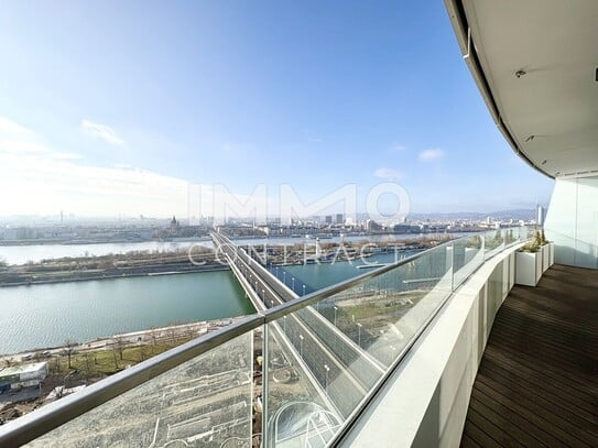 Doorman, Gym, Pool, div. Lounges UND den schönsten Ausblick auf Stephansdom, Prater & Neue Donau