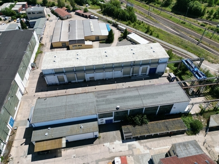 2.243 m² Hallenfläche direkt in Zwickau, Kranbahnanlagen, vielseitige Nutzungsmöglichkeiten