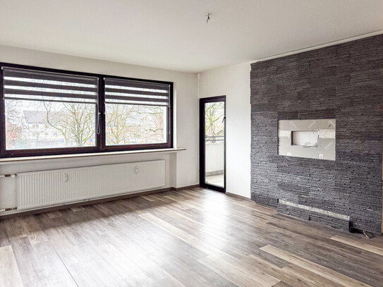 Heller Wohntraum mit Balkon, Einbauküche und Garage in Bielefeld - Brackwede