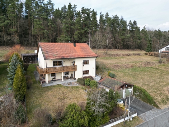 Familienfreundliches Einfamilienhaus in Neudorf bei Luhe – Viel Platz und ein traumhafter Ausblick