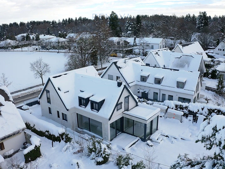 Lifestyle Villa mit Tiefgarage und Lift.