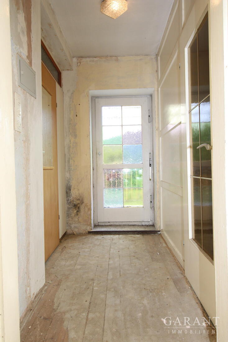 Wer erweckt dieses ältere Einfamilienhaus mit großem Grundstück aus seinem Dornröschenschlaf? – 67661 Kaiserslautern, 67661 Kaiserslautern – Vorschaubild 15
