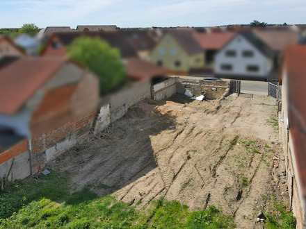 Wunderschönes Grundstück in sehr guter Lage für 2 Häuser mit großem Baufenster