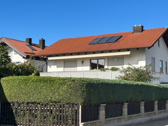 Mehrfamilienhaus (Baujahr 2000) mit zusätzlichem abrissreifen Altbestand (Baujahr ca. 1937)