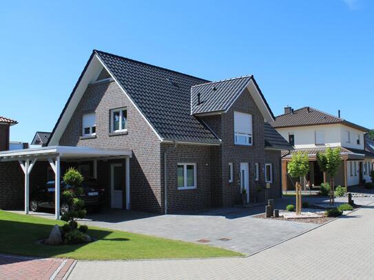 Osternburg! Neubau Einfamilienhaus mit individuell planbaren Friesengiebel!