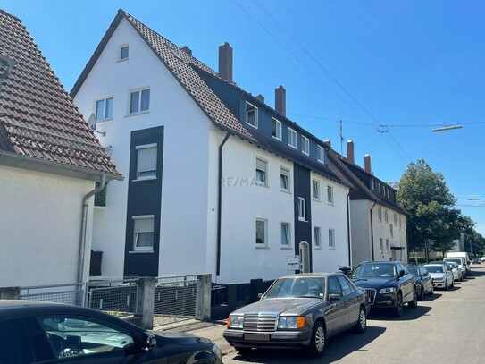 4 Zimmer Erdgeschosswohnung mit Balkon und eigenem großem Garten