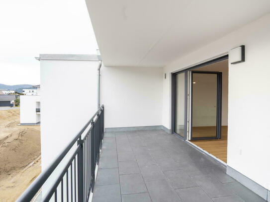 Einzugsfertiger Neubau, gehobene 3 Zimmer-Wohnung mit Balkon!
