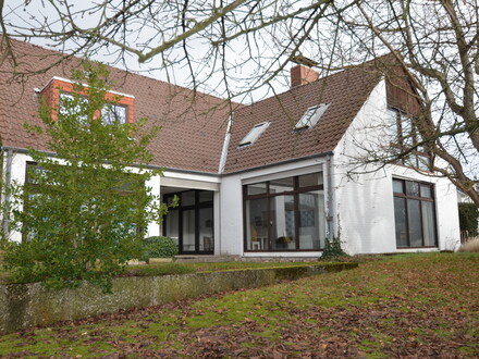 Das besondere Haus mit Seeanteil in BS-Querum