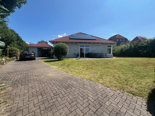 Idyllisch gelegener Bungalow in Helmstedt,Extras:EBK,Solar-Photovoltailanlage,Rollstuhlgerecht uvm.