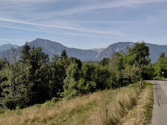 Exklusives Baugrundstück mit traumhafter Aussicht und fertigem Bauplan!