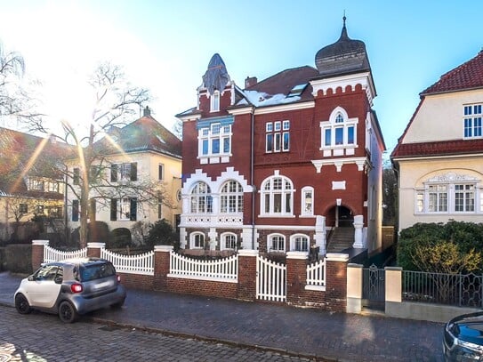 Luxus Altbauwohnung im Dobbenviertel