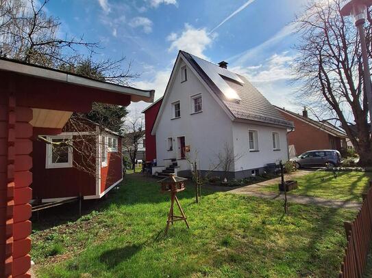 Einfamilienhaus kernsaniert mit herrlichem Garten