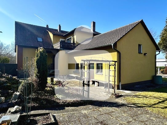 Wohnen mit Garten am Stadtrand! Einfamilienhaus zum Selbstverwirklichen in Amberg/ Ammersricht