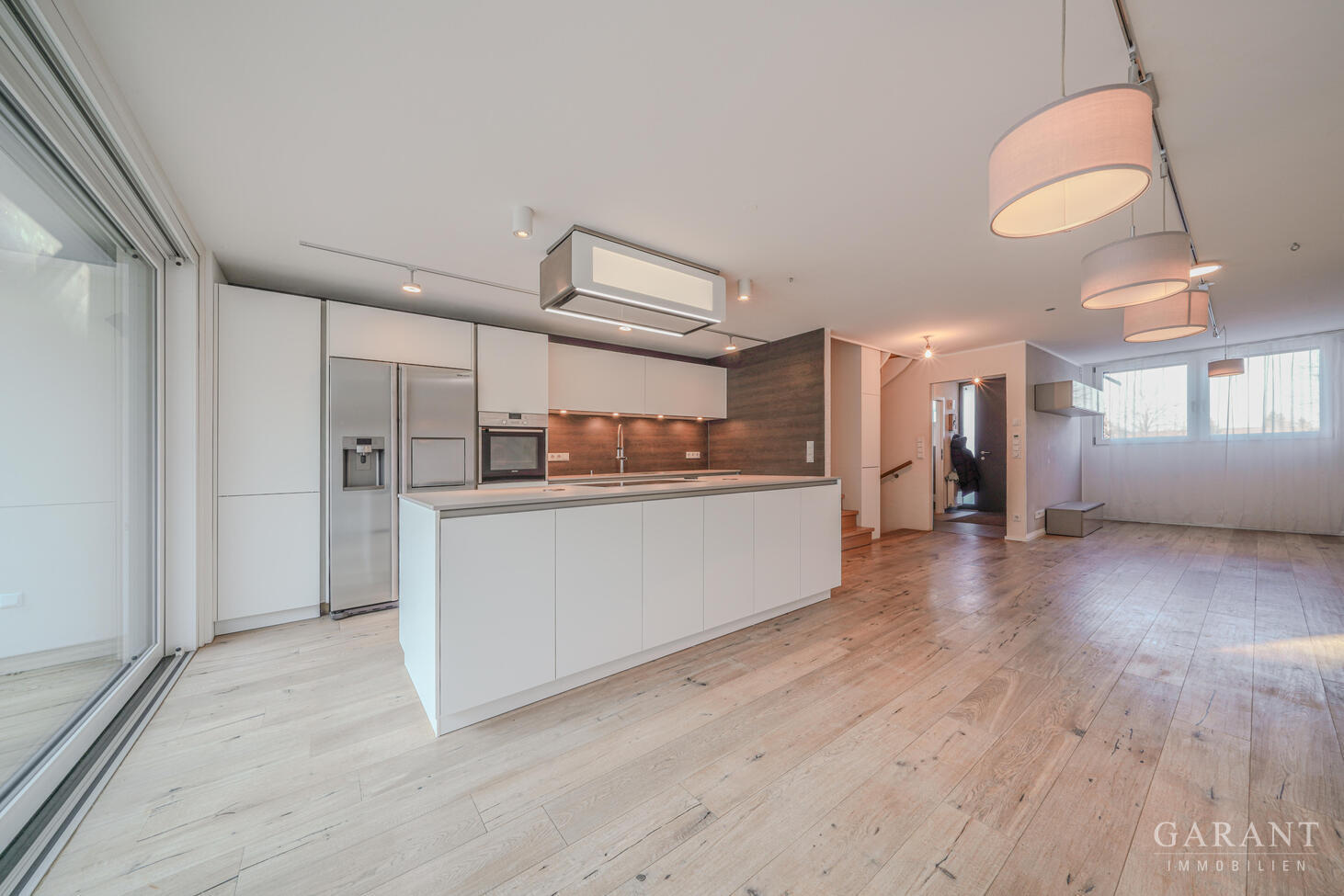 Modernes Reihenmittelhaus mit eigenem Pool im Garten – 85604 Zorneding, 85604 Zorneding – Vorschaubild 5