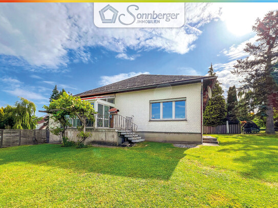 SONNENTANZ – Bungalow mit großem Garten, Keller, Garage und Wintergarten in St. Ulrich