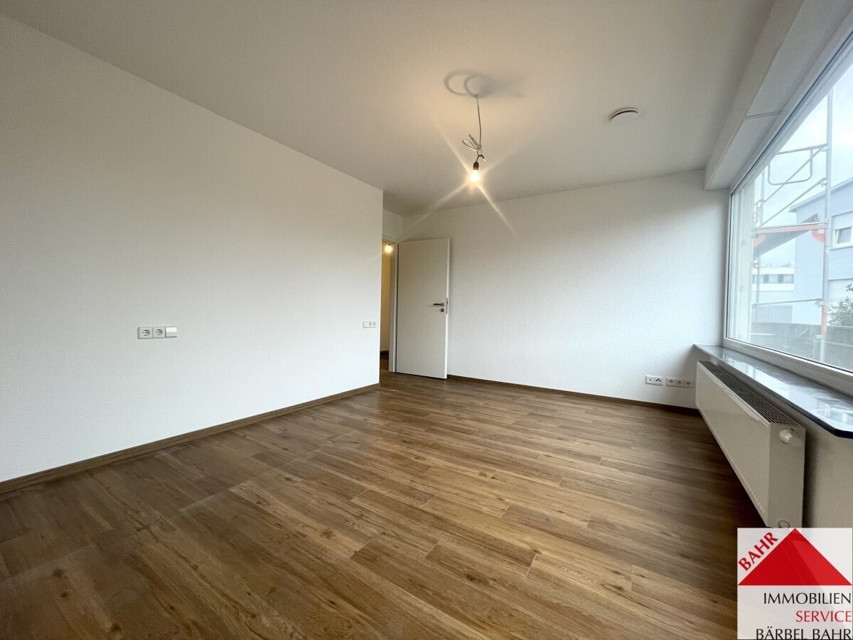 Neuwertige, lichtdurchflutete Maisonette-Wohnung in Sindelfingen! - Photo 4
