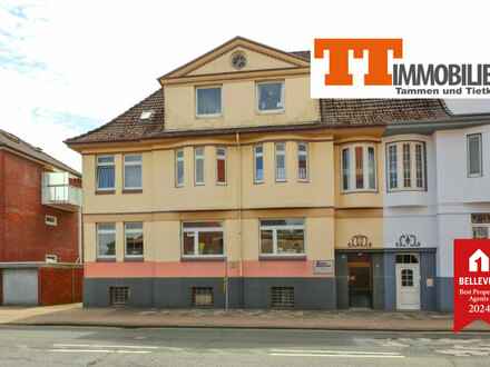 TT bietet an: 5-Zimmer-Wohnung mit großem, ausbaubarem Dachboden am Villenviertel!