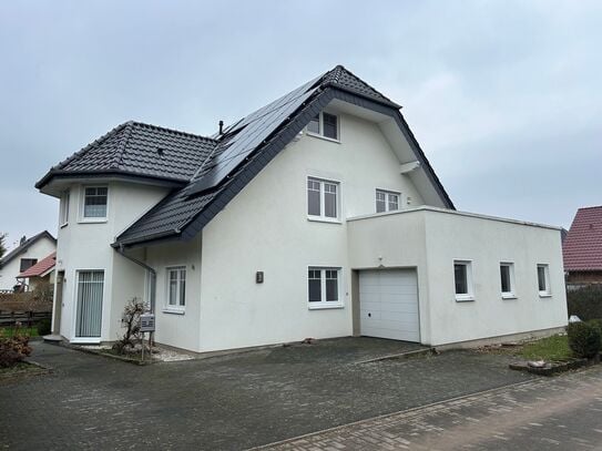 Gepflegtes und geräumiges Einfamilienhaus in Warburg