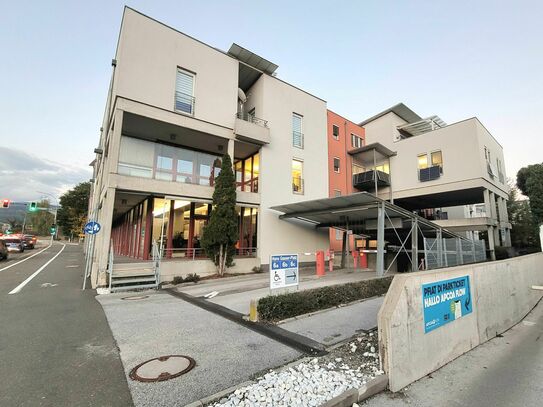 VILLACH – INNENSTADT: ORDINATIONS-/BÜROFLÄCHE + KLEINWOHNUNG + 2x TIEFGARAGE